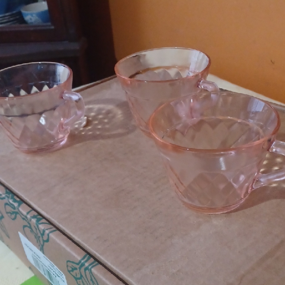 Set Of 3 Depression Glass Tea Cups In Pink
